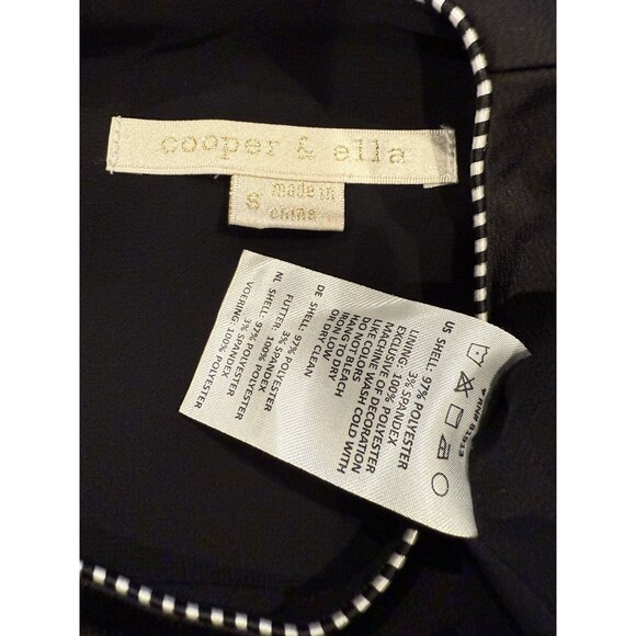 Cooper & Ella Top Womens Small Black Cut Out Cold Shoulder Workwear Old Money - Picture 3 of 5